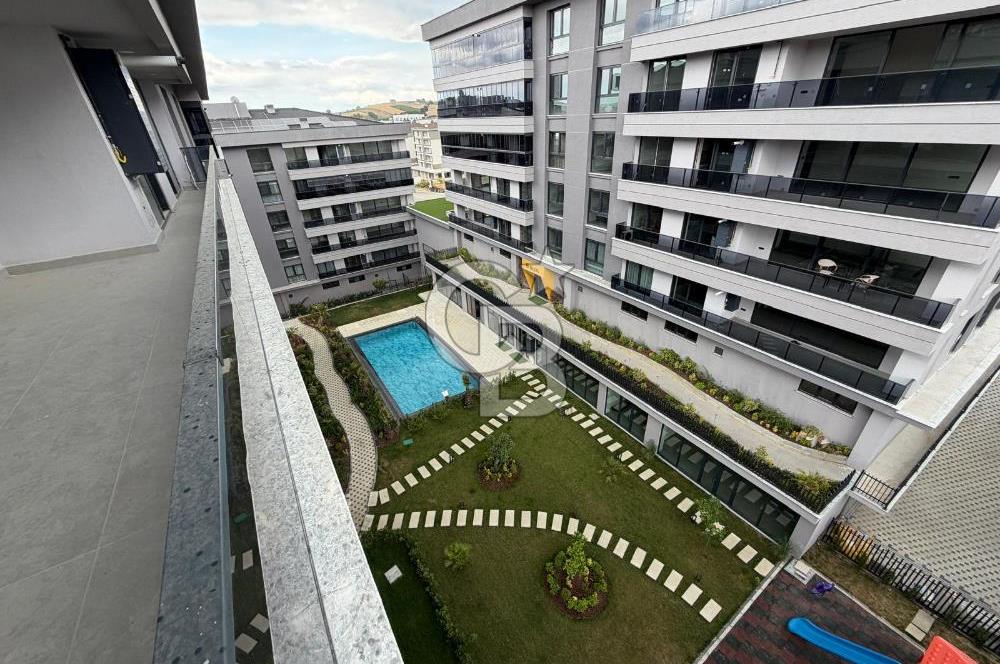 COLDWELL BANKER SILVER'DAN ZER KAYAPA'DA SATILIK 3+1 DAİRE