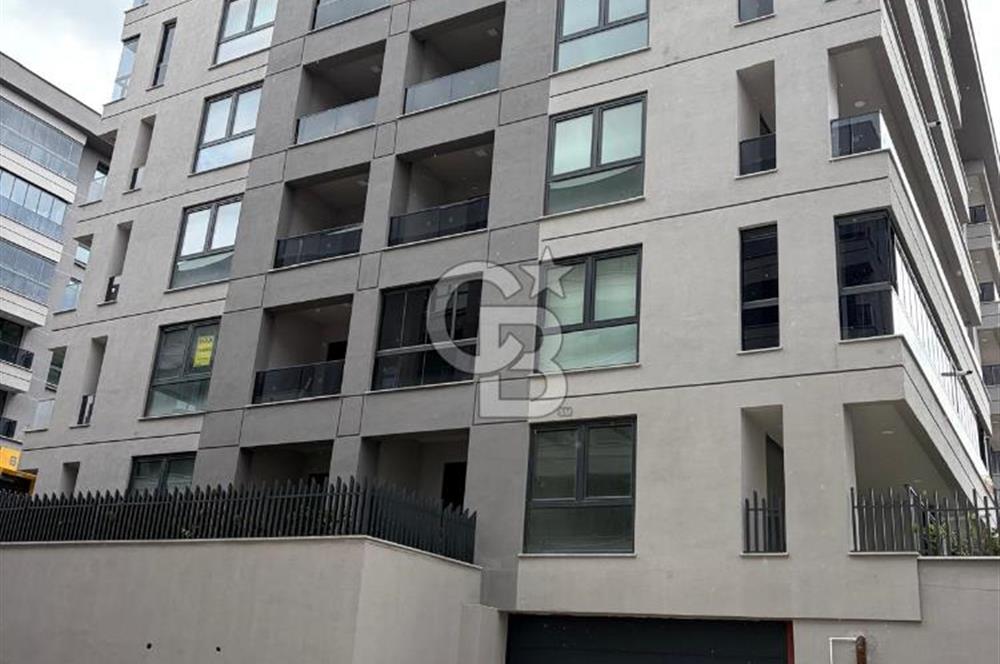 COLDWELL BANKER SILVER'DAN ZER KAYAPA'DA SATILIK 3+1 DAİRE