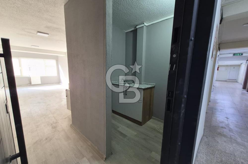 Karşıyaka Çarşı Sıfır Tadilatlı Prestijli Ofis 