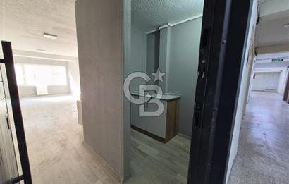 Karşıyaka Çarşı Sıfır Tadilatlı Prestijli Ofis 