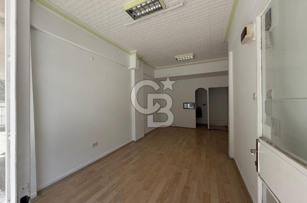 Etimesgut Merkez Çarşıda Cadde Üzeri 45 m2'lik Kiralık Dükkan
