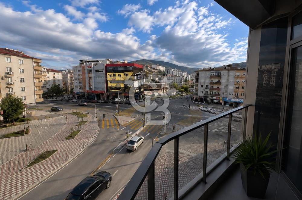 Narlıderenin En İşlek Caddesinde Kiralık Ofis