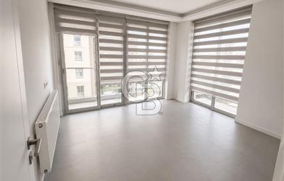 Narlıderenin En İşlek Caddesinde Kiralık Ofis