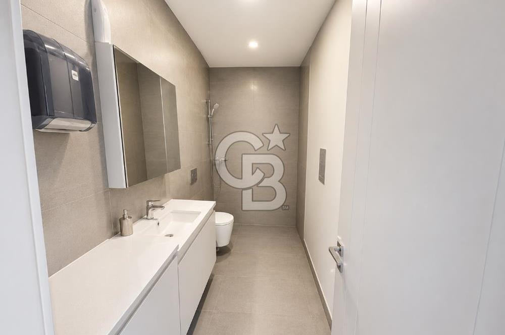 Narlıderenin En İşlek Caddesinde Kiralık Ofis