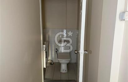 Etimesgut Merkez Çarşıda Cadde Üzeri 56 m2'lik Kiralık Dükkan