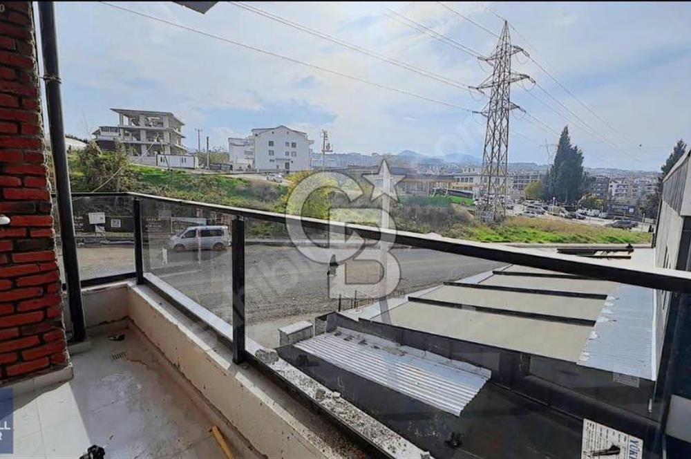 ARAÇ TAKASINA UYGUN YEŞİLYURT'TA SATILIK 1+1 DAİRE