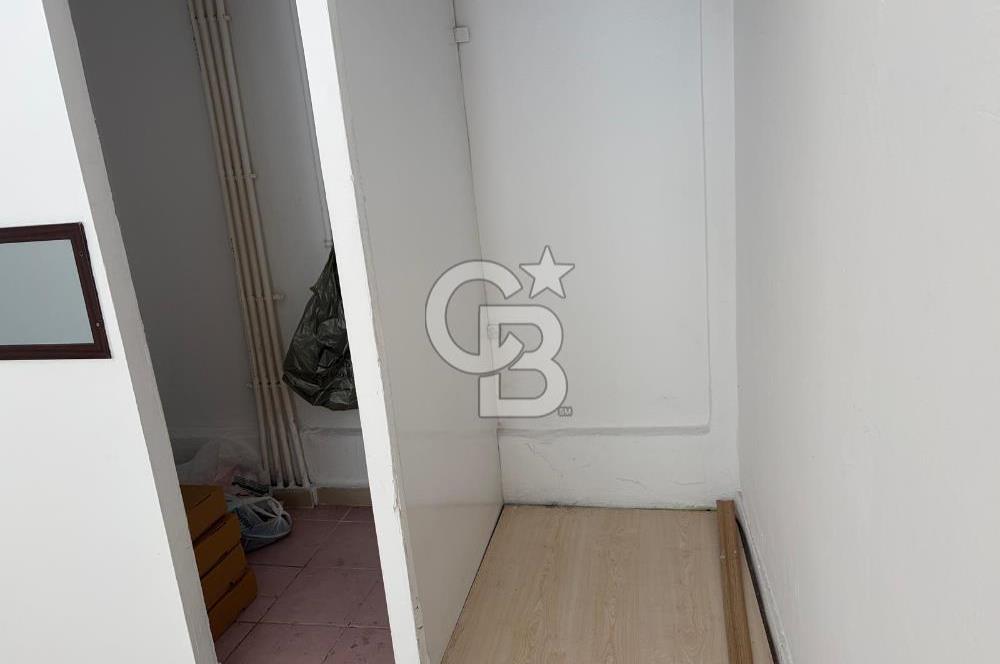 Etimesgut Merkez Çarşıda Cadde Üzeri 45 m2'lik Kiralık Dükkan