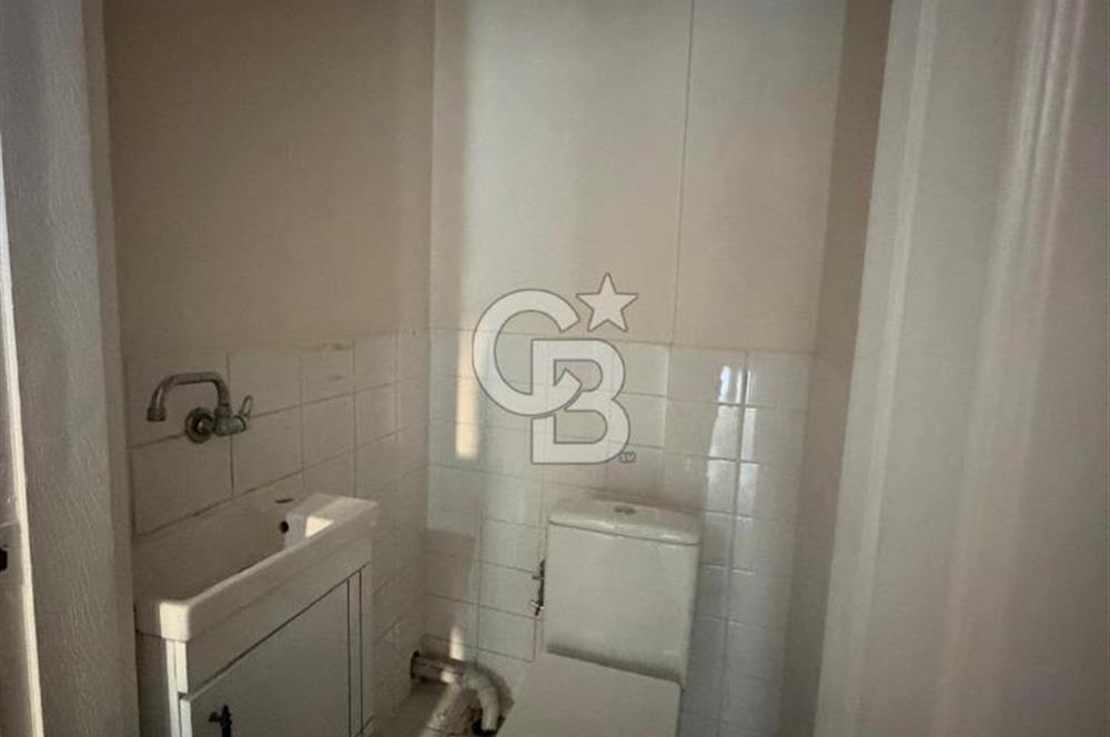 Etimesgut Merkez Çarşıda Cadde Üzeri 56 m2'lik Kiralık Dükkan