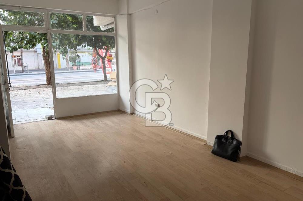 Etimesgut Merkez Çarşıda Cadde Üzeri 56 m2'lik Kiralık Dükkan