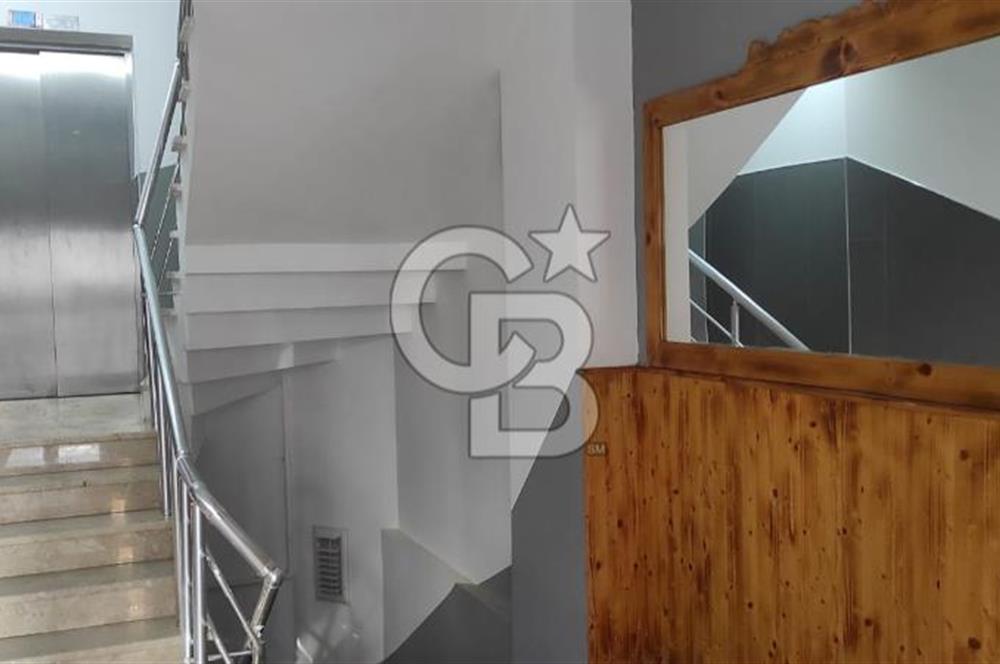 YUNUS EMRE ANA CADDEDE 5+2 ASANSÖRLÜ MUHTEŞEM KONUMA SAHİP