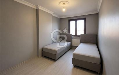 YUNUS EMRE ANA CADDEDE 5+2 ASANSÖRLÜ MUHTEŞEM KONUMA SAHİP