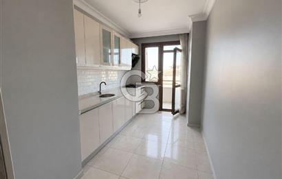 YUNUS EMRE ANA CADDEDE 5+2 ASANSÖRLÜ MUHTEŞEM KONUMA SAHİP
