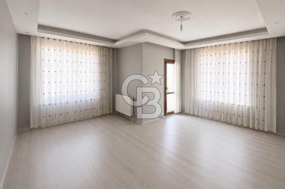 YUNUS EMRE ANA CADDEDE 5+2 ASANSÖRLÜ MUHTEŞEM KONUMA SAHİP
