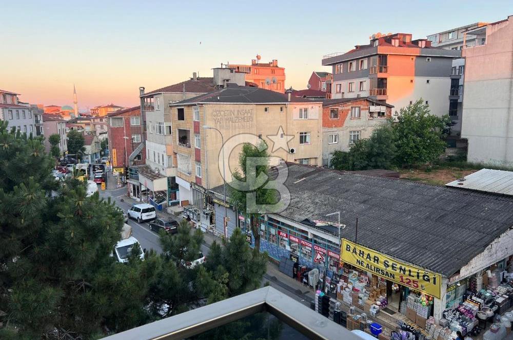 YUNUS EMRE ANA CADDEDE 5+2 ASANSÖRLÜ MUHTEŞEM KONUMA SAHİP