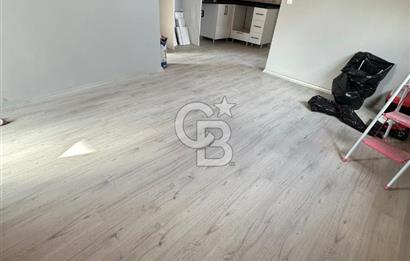 YUNUS EMRE ANA CADDEDE 5+2 ASANSÖRLÜ MUHTEŞEM KONUMA SAHİP