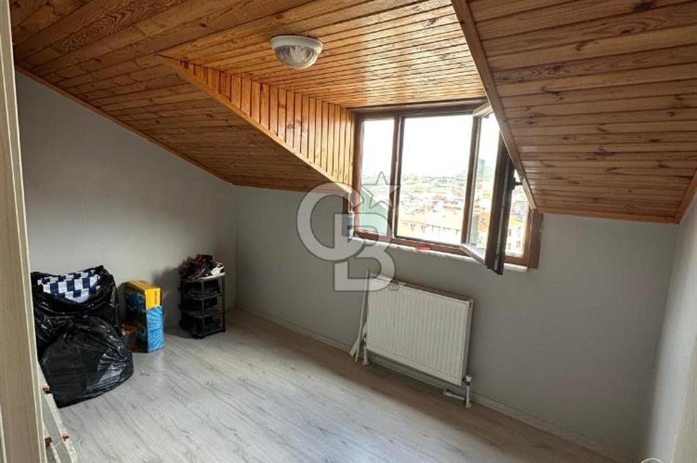 YUNUS EMRE ANA CADDEDE 5+2 ASANSÖRLÜ MUHTEŞEM KONUMA SAHİP