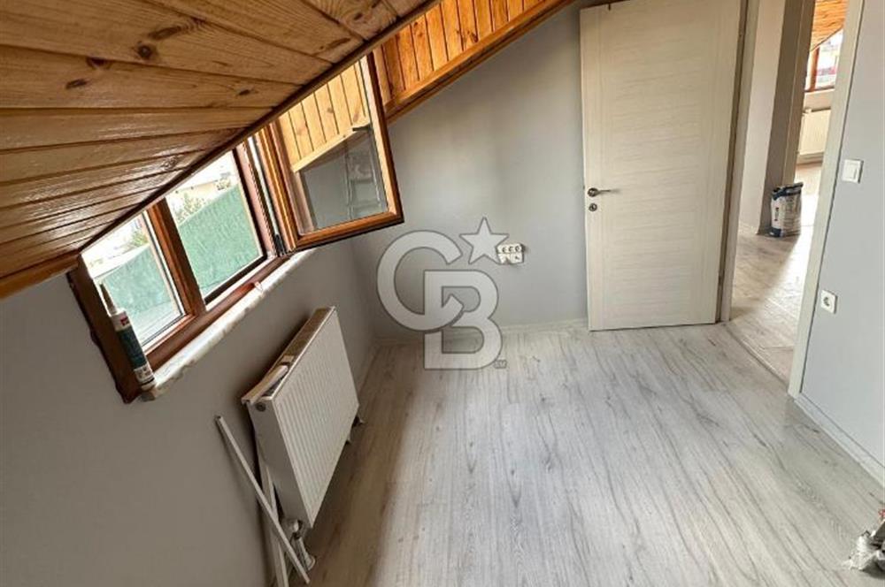 YUNUS EMRE ANA CADDEDE 5+2 ASANSÖRLÜ MUHTEŞEM KONUMA SAHİP