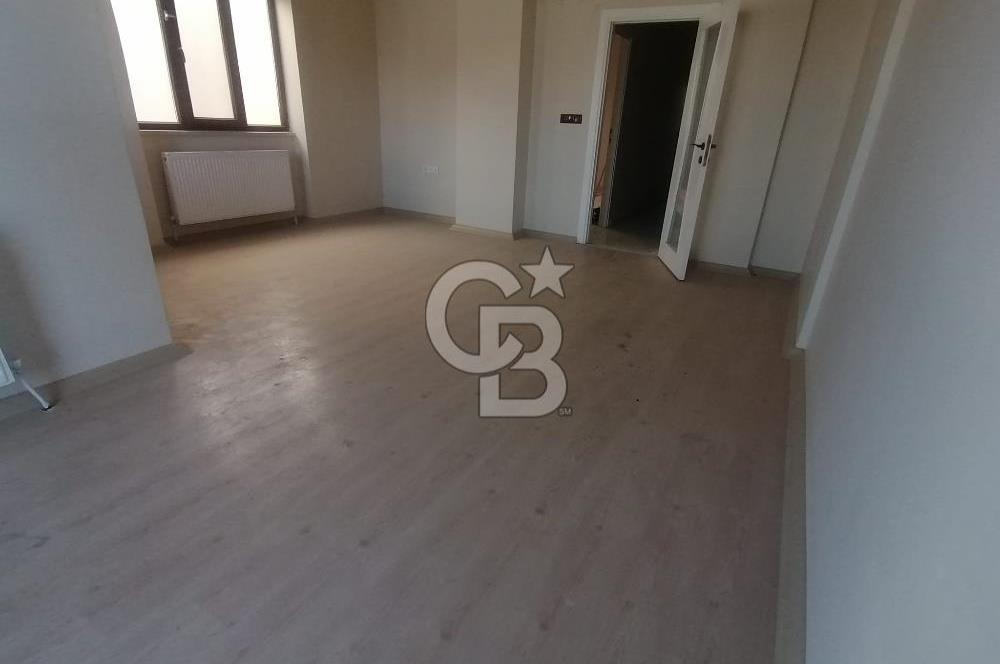 ARNAVUTKÖY KARLIBAYIR DA BELEDİYE KARŞISI KİRALIK DUBLEKS DAİRE