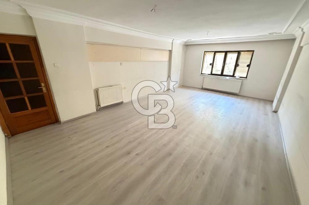 Nazilli Cumhuriyet Mah. Cadde Üzeri Satılık 3+1 / 250 M² Daire