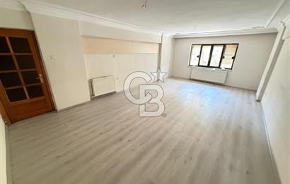 Nazilli Cumhuriyet Mah. Cadde Üzeri Satılık 3+1 / 250 M² Daire