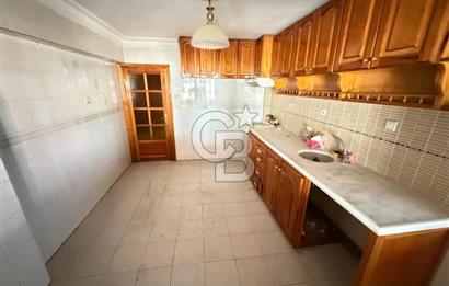 Nazilli Cumhuriyet Mah. Cadde Üzeri Satılık 3+1 / 250 M² Daire