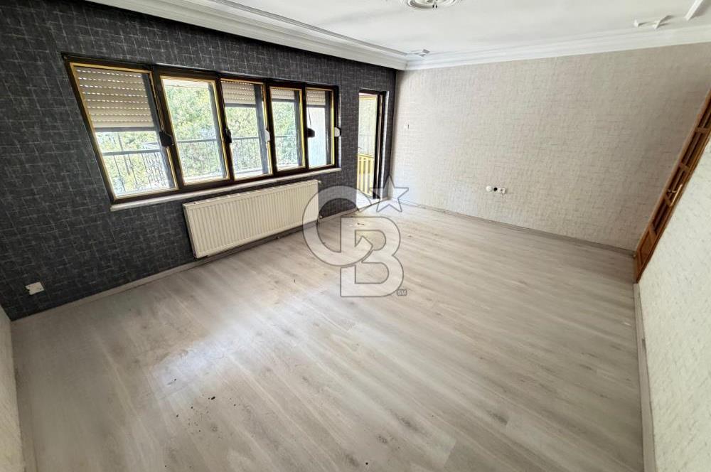 Nazilli Cumhuriyet Mah. Cadde Üzeri Satılık 3+1 / 250 M² Daire