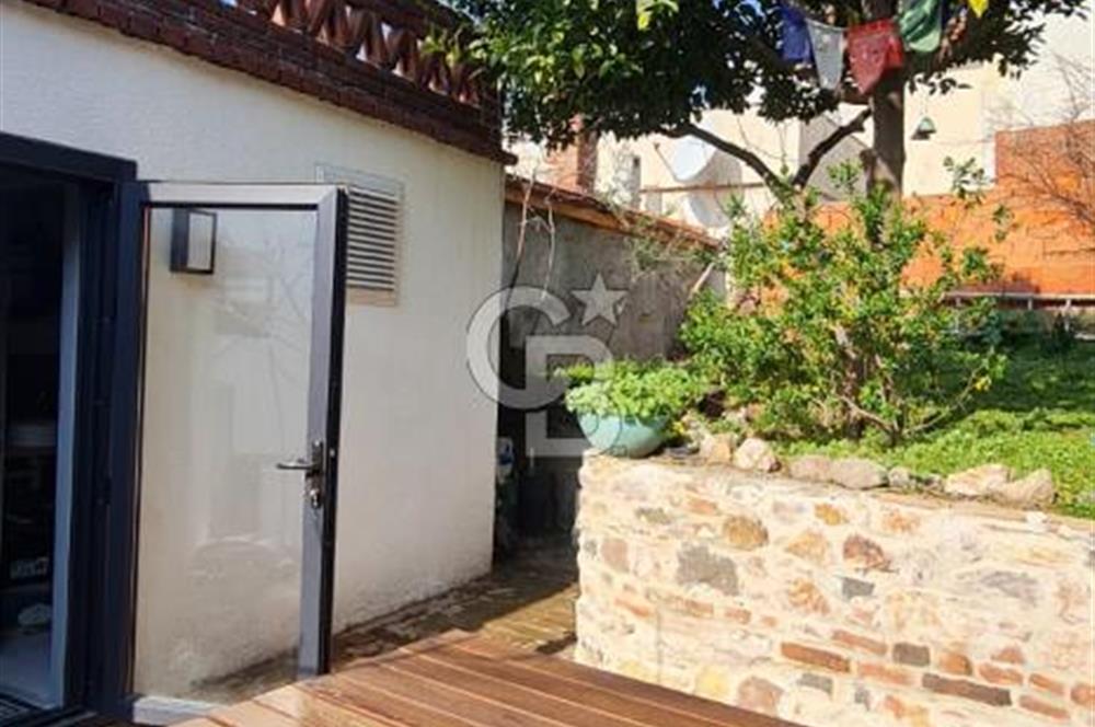 AYVALIK MERKEZDE KİRALIK MÜSTAKİL RUM EVİ