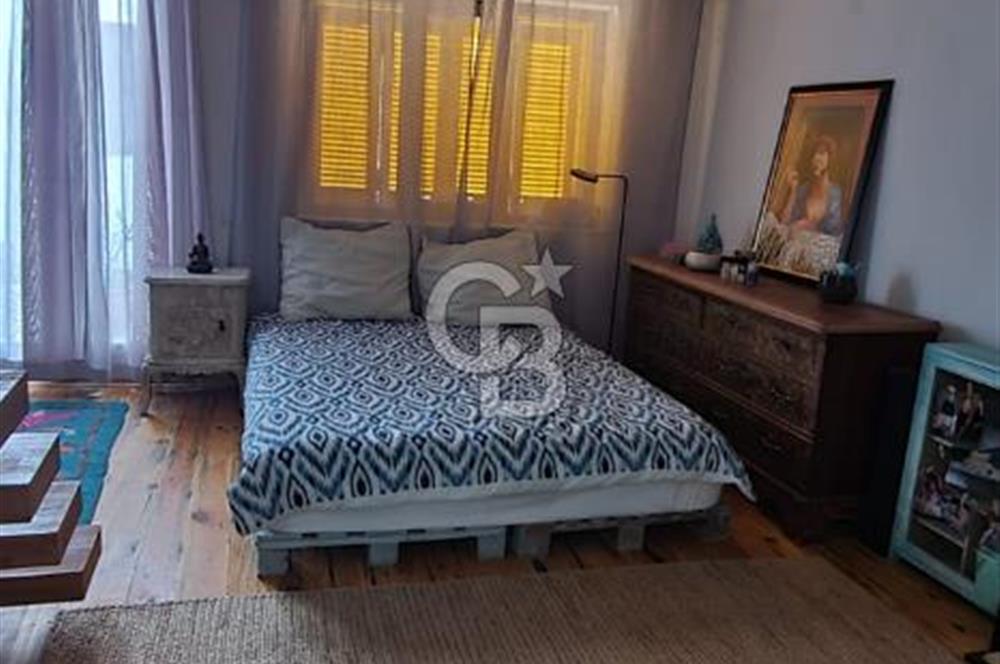 AYVALIK MERKEZDE KİRALIK MÜSTAKİL RUM EVİ