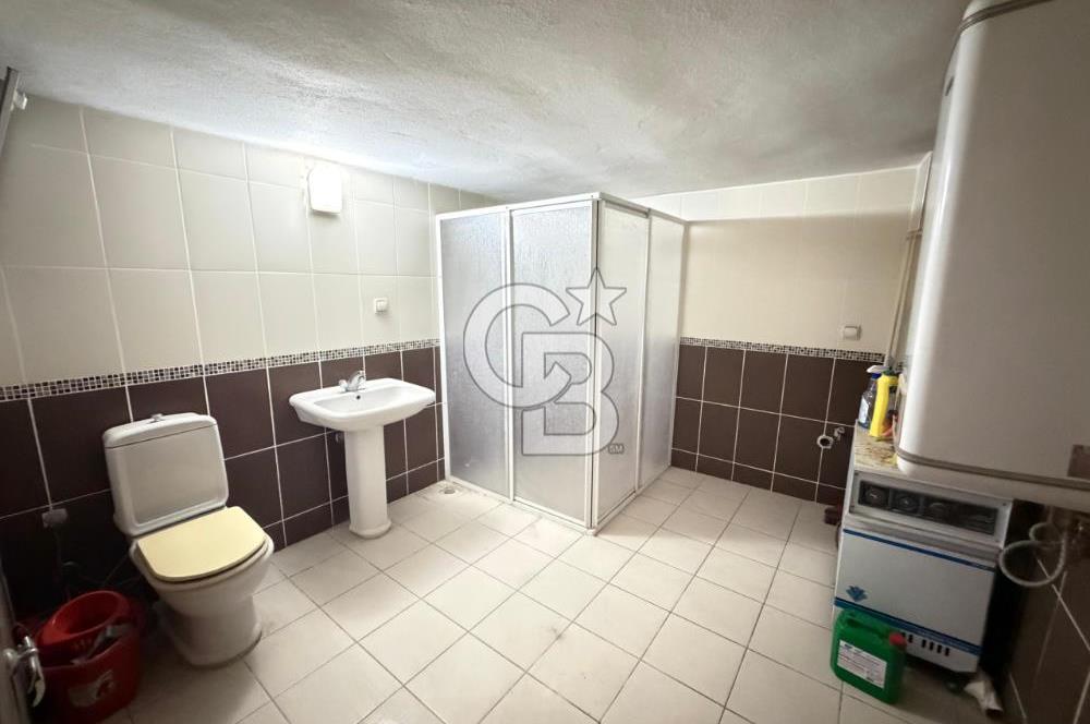 Nazilli Cumhuriyet Mah. Cadde Üzeri Satılık 3+1 / 250 M² Daire