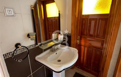 Nazilli Cumhuriyet Mah. Cadde Üzeri Satılık 3+1 / 250 M² Daire