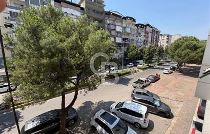 Nazilli Cumhuriyet Mah. Cadde Üzeri Satılık 3+1 / 250 M² Daire