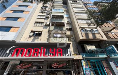 Nazilli Cumhuriyet Mah. Cadde Üzeri Satılık 3+1 / 250 M² Daire