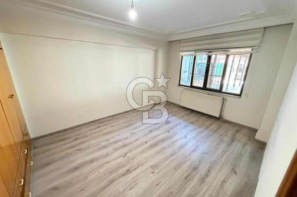 Nazilli Cumhuriyet Mah. Cadde Üzeri Satılık 3+1 / 250 M² Daire