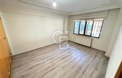 Nazilli Cumhuriyet Mah. Cadde Üzeri Satılık 3+1 / 250 M² Daire