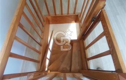 ARNAVUTKÖY KARLIBAYIR DA BELEDİYE KARŞISI KİRALIK DUBLEKS DAİRE