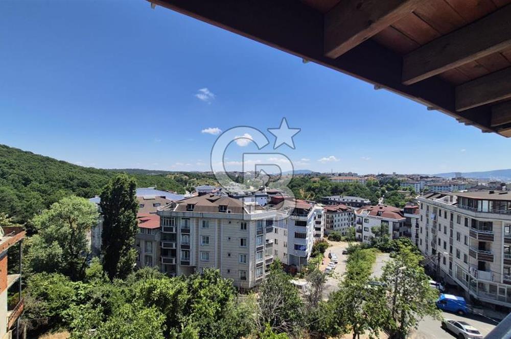 Çekmeköy Merkez Mah Orman Manzaralı Satılık 3+2 Çatı Dubleksi