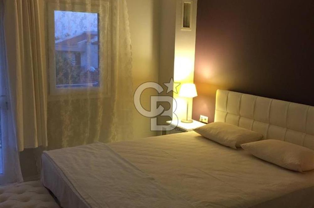 Çeşme Su Sitesi'nde Eşyalı Kiralık 3+1 Müstakil Villa