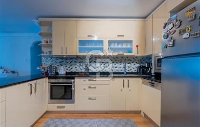 Karşıyakanın Gözde Lokasyonunda 2+1 Arakat Eşyalı Satılık Daire