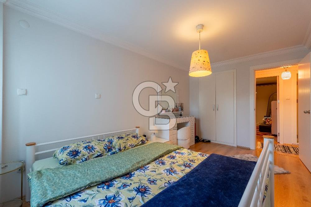 Karşıyakanın Gözde Lokasyonunda 2+1 Arakat Eşyalı Satılık Daire
