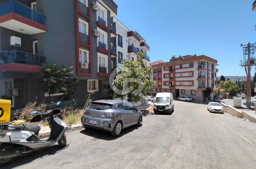 BUCA ADATEPE MAHALLESİNDE SATILIK FUL EŞYALI 1+1 DAİRE