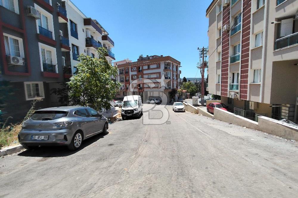 BUCA ADATEPE MAHALLESİNDE SATILIK FUL EŞYALI 1+1 DAİRE