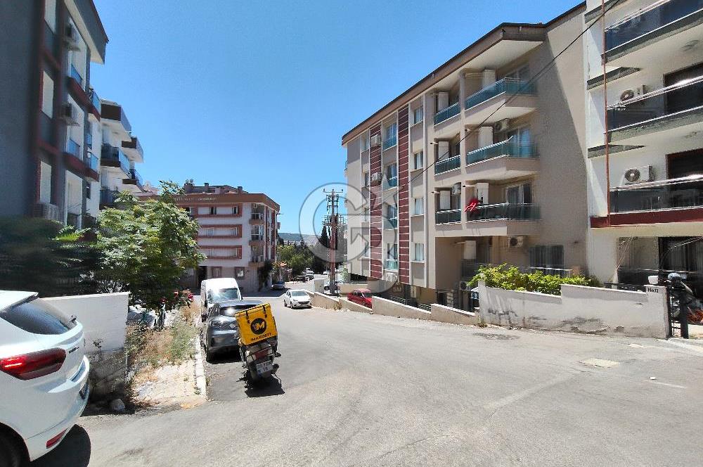 BUCA ADATEPE MAHALLESİNDE SATILIK FUL EŞYALI 1+1 DAİRE