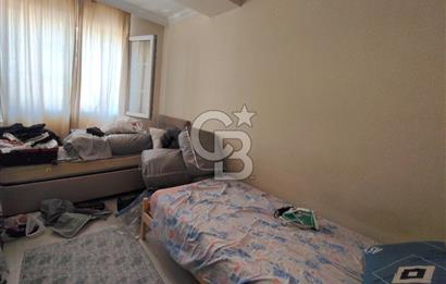 BUCA ADATEPE MAHALLESİNDE SATILIK FUL EŞYALI 1+1 DAİRE