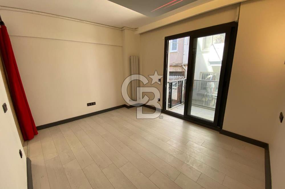 Konak Altıntaş Mh. 3+1 İçi Full Tadilatlı Satılık Daire