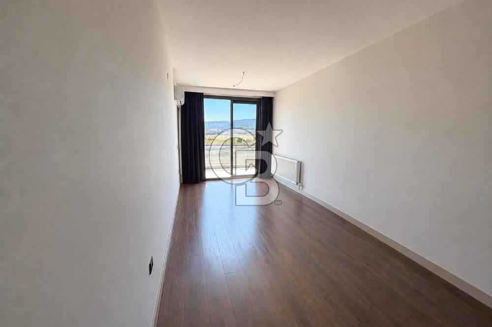 GAZİEMİR LANDOR SİTESİ'NDE SATILIK 2+1 DAİRE