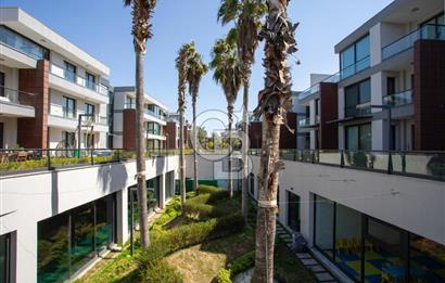 GAZİEMİR LANDOR SİTESİ'NDE SATILIK 2+1 DAİRE