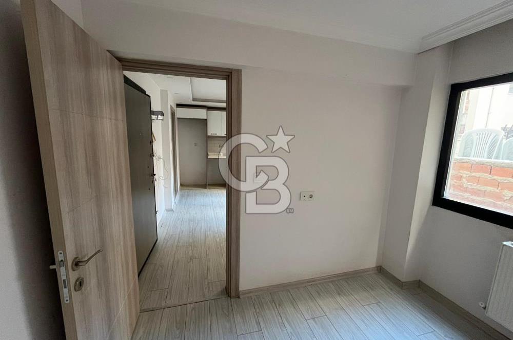 EVONADAN ÇARŞI MERKEZİNDE ARA KAT DOĞALGAZLI 1+1 DAİRE