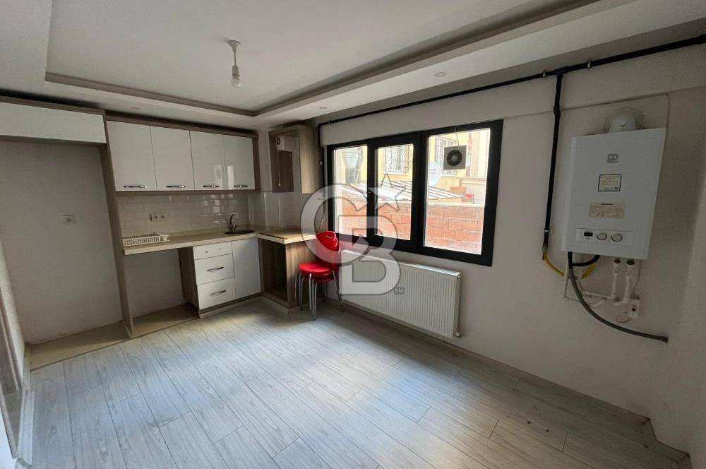EVONADAN ÇARŞI MERKEZİNDE ARA KAT DOĞALGAZLI 1+1 DAİRE
