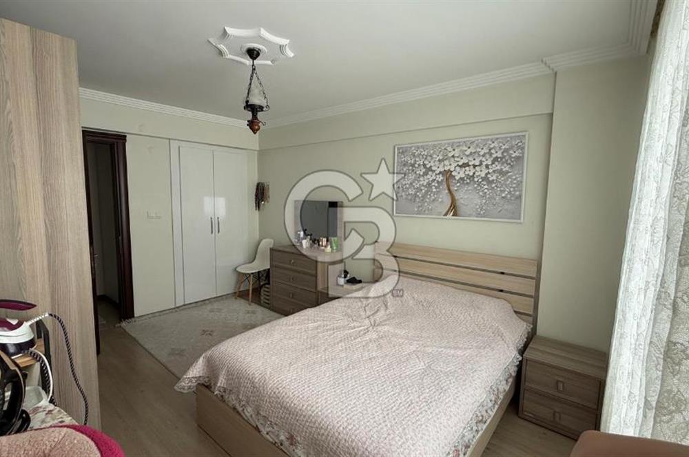 EVONADAN GÜZELYURT MÜKEMMEL KONUMLU FERAH 3+1 ARA KAT DAİRE