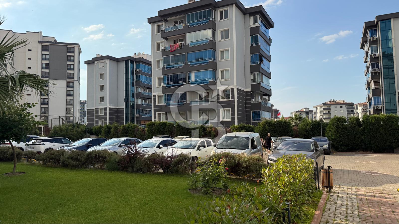 EVONADAN GÜZELYURT MÜKEMMEL KONUMLU FERAH 3+1 ARA KAT DAİRE
